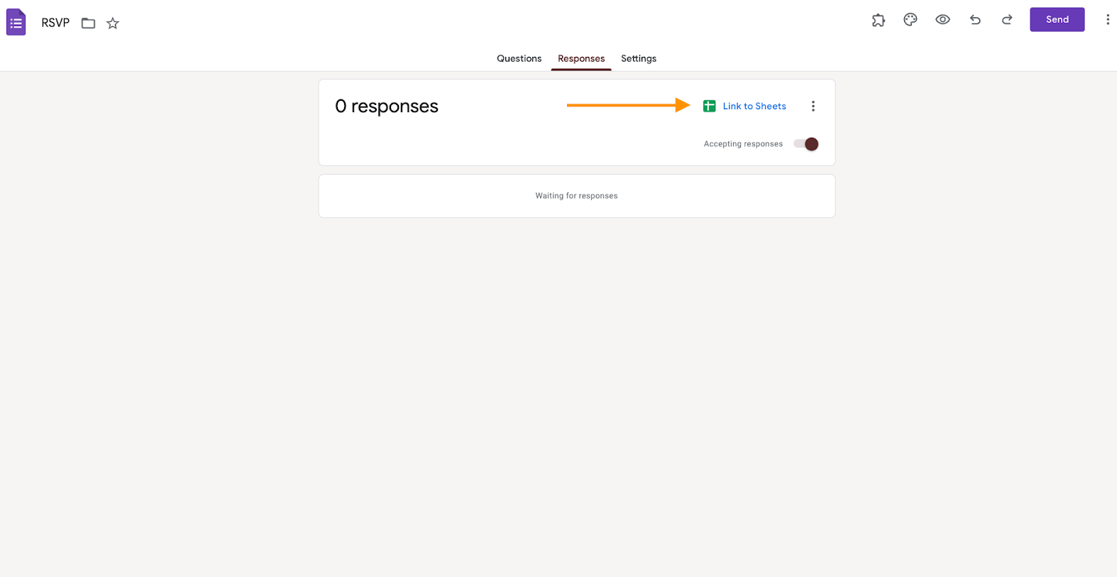 Cliccando sull'opzione "Collega a Fogli" dalla scheda Risposte in Google Forms