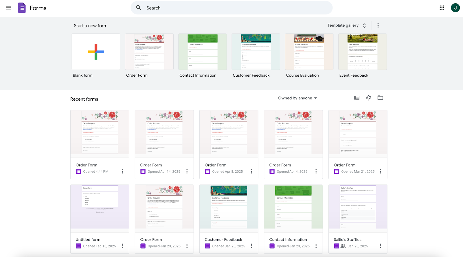 Google Forms interface showing options to start a new form from either a blank form or a template, as well as a list of recent forms