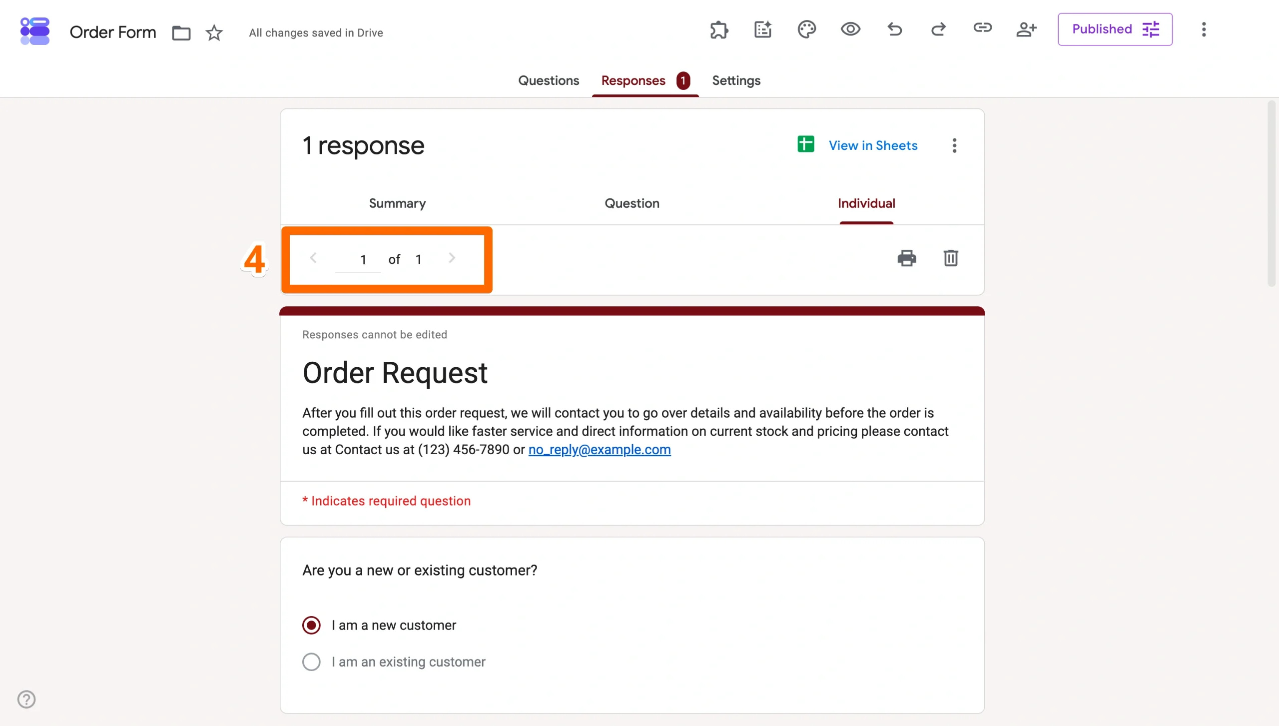Google Forms Individual response view with navigation arrows highlighted